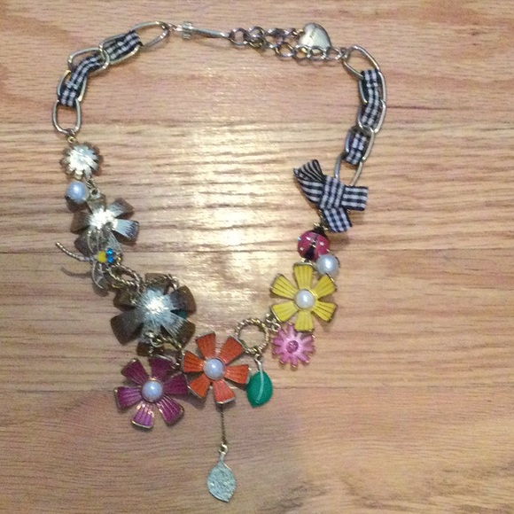 Betsey Johnson Jewelry - Betsy Johnson necklace